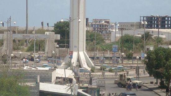 عاجل..اشتباكات بين الأجهزة الأمنية وعناصر مسلحة في الشيخ عثمان 