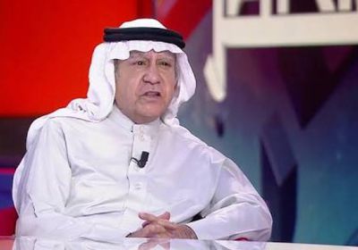 تركي الحمد يتوقع محاولات قطرية للعودة إلى الخليج.. ويحذر من سمومها