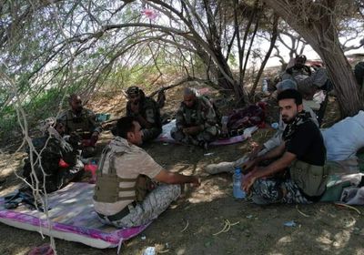 قيادة "الحزام الأمني" تتفقد قواتها في الشيخ سالم