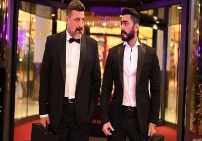 بعد أحمد عز.. خالد الصاوي يمازح جمهوره بصورة جديدة مع تامر حسني 