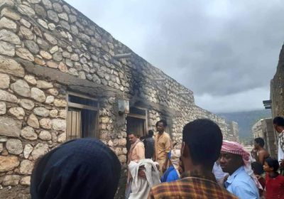 بسبب ماس كهربائي.. حريق بمنزل في قلنسية بسقطرى