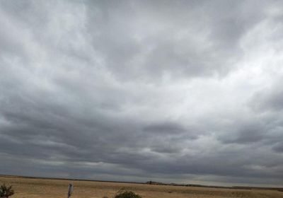 سحب مُنخفضة على ساحل ووادي حضرموت (صور)