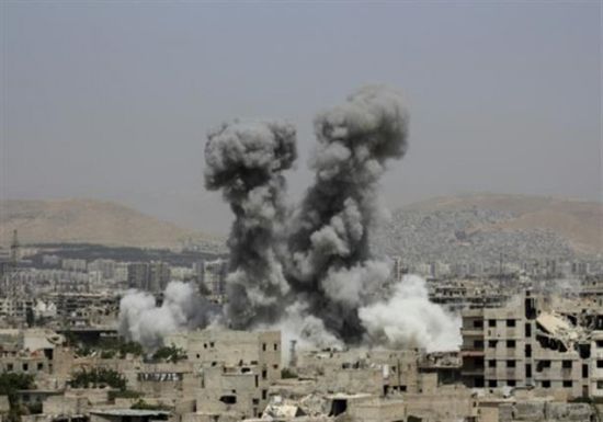  مقتل 20 شخصًا في غارات جوية على إدلب السورية