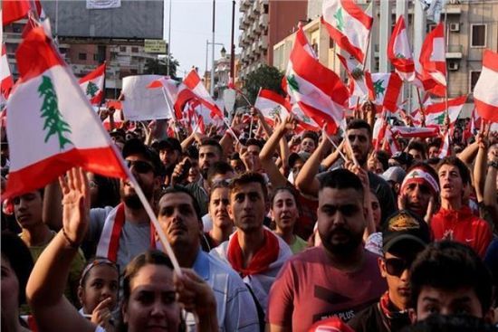 لبنان.. إطلاق نار على طريق القصر الرئاسي