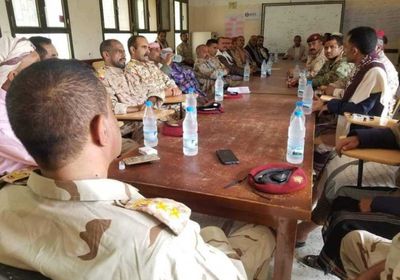 بوعد ورسائل.. أول اجتماع باللواء 35 مدرع بعد اغتيال الحمادي