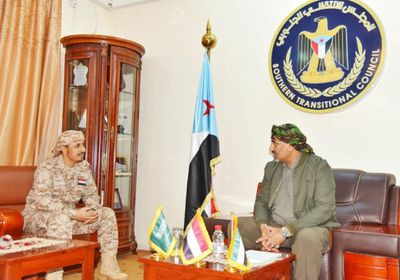 الزُبيدي يناقش آخر مستجدات الأوضاع العسكرية بجبهة كرش