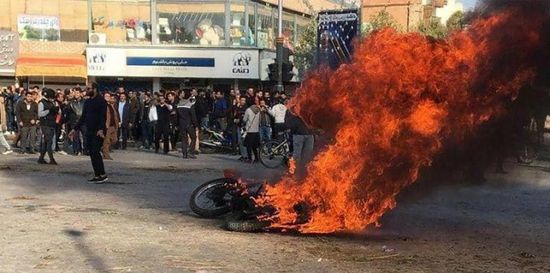   الاتحاد الأوروبي يدين بشدة العنف ضد المتظاهرين في إيران