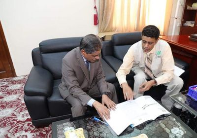 على مساحة 8 آلاف متر مربع..مشروع جديد لرصف شوارع وسط المكلا