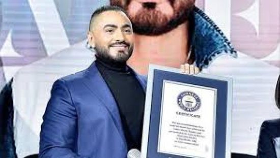 بالفيديو.. تامر حسني يكشف عن رد فعله عقب الإعلان عن فوزه بجائزة جينيس