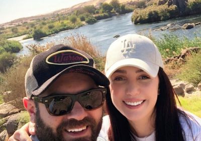 كندة علوش تنشر صور جديدة بصحبة زوجها عمرو يوسف وابنتهما "حياة"