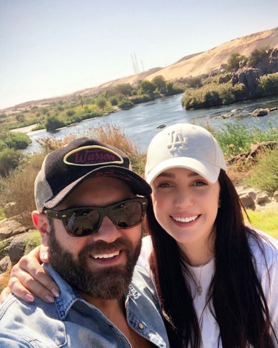 كندة علوش تنشر صور جديدة بصحبة زوجها عمرو يوسف وابنتهما "حياة"