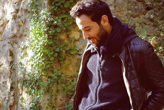 كريم قاسم ينشر صور رحلته في فرنسا