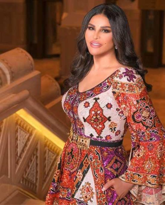 أحلام تنشر صورها بصحبة نجلها من حفلها الأخير بسلطنة عُمان