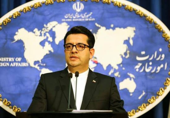 إيران تعلّق على دعوة ماكرون للإفراج عن معتقلين فرنسيين