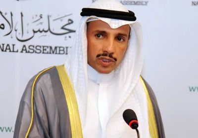 الاعتداء بالضرب على رئيس مجلس الأمة الكويتي في أحد المقابر (تفاصيل)