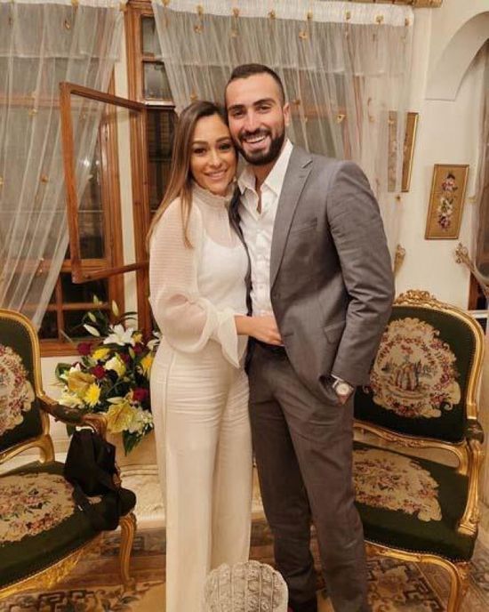 الصور الأولى لحفل خطوبة محمد الشرنوبي ومديرة أعمال أنغام