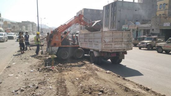 بدعم" الميرسي كور" ..تدشين حملة نظافة شاملة بردفان 