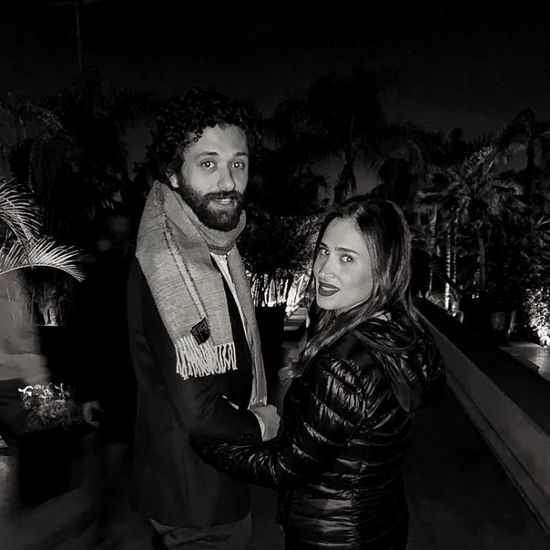 كريم محمود عبدالعزيز يهنئ زوجته بعيد ميلادها (صورة)