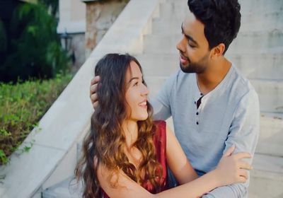 أحمد جمال يحتفل بتخطي كليب "قصاد عيوني" مليون مشاهدة 