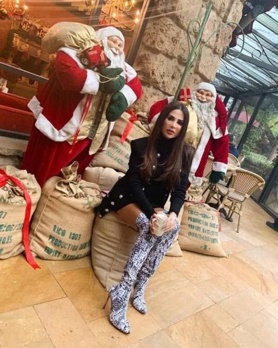 احتفالًا بالكريسماس.. نيللي مقدسي تخضع لجلسة تصوير جديدة (صور)