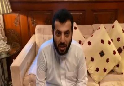 بعد رحلة علاجه.. تركي آل الشيخ يعلن عن عودته للسعودية (فيديو)