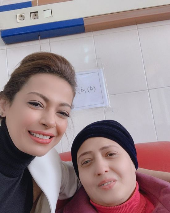 بالفيديو.. داليا مصطفى تزور مرضى معهد الأورام بالقاهرة 