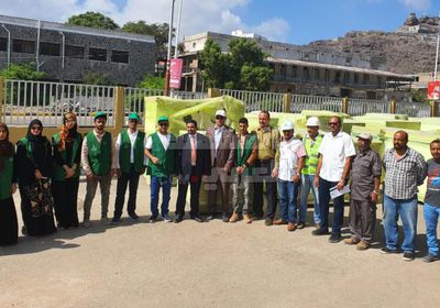 لتشغيله خلال شهور.. وصول التجهيزات الجديدة إلى مستشفى عدن (صور)