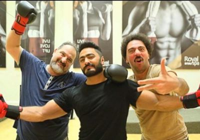 تامر حسني برفقة خالد الصاوي ومحمد سلام من كواليس "الفلوس"