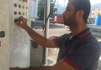 قبل الصيف.. صيانة دورية لمحطة شهيناز بعدن ( صور)