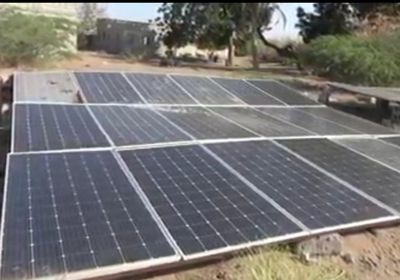 مليشيا الحوثي تُدمر مشروع مياه يعمل بالطاقة الشمسية بالتحيتا