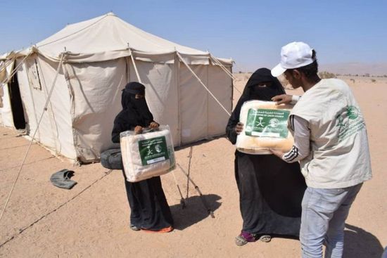 مساعدات شتوية من السعودية للنازحين بالجوف