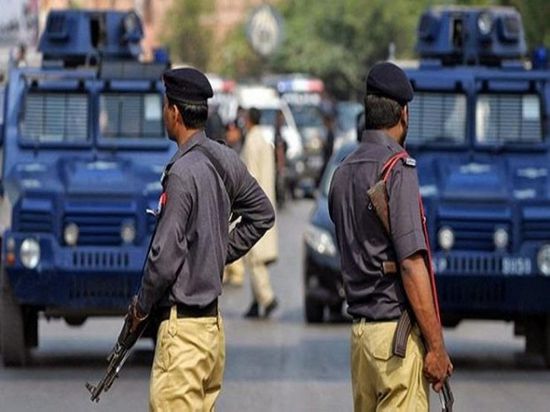 بعد مشاركته في الهجوم على مشفى.. الشرطة الباكستانية تبحث عن نجل شقيق رئيس الوزراء