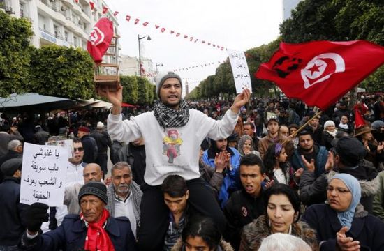 تقرير فرنسي يحذر من تفجر الأوضاع في تونس