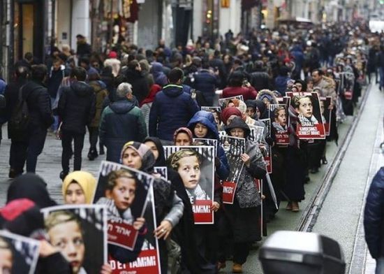  مسيرات نسائية ضخمة في تركيا تنديدًا بالعنف ضد المرأة