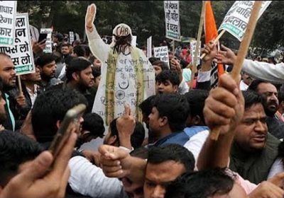 اتساع احتجاجات الطلاب على قانون الجنسية في الهند