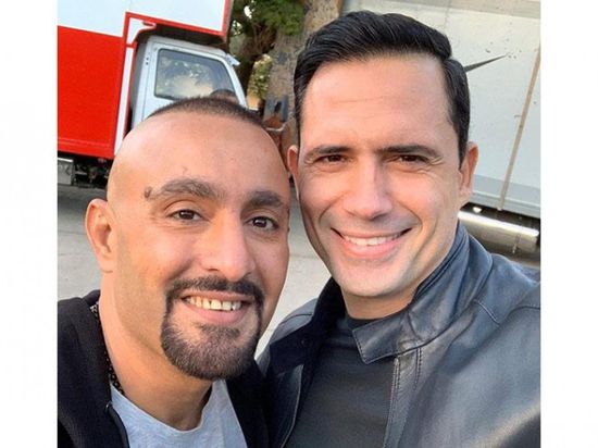 ظافر العابدين بصحبة أحمد السقا في كواليس "العنكبوت"