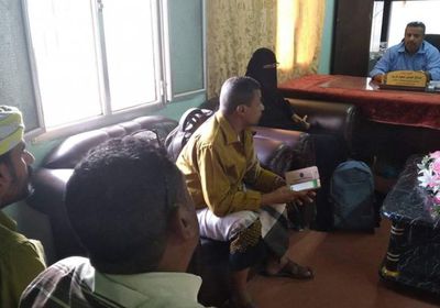 فريق "برنامج الأغذية" يصل ردفان.. والمديرية تحذر من نقص المساعدات