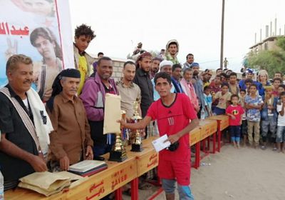 برعاية انتقالي أبين.."باجدار" يتوج بلقب بطولة الشهيد الحوتري لكرة القدم (صور)