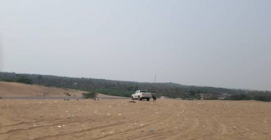 على وقع قصف بالهاون.. مليشيا الحوثي تنشر المئات من عناصرها شرق الدريهمي