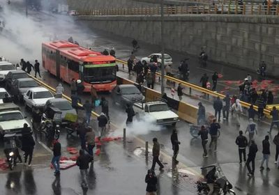 الأمن الإيراني يعترف بإطلاق الرصاص على رؤوس المتظاهرين