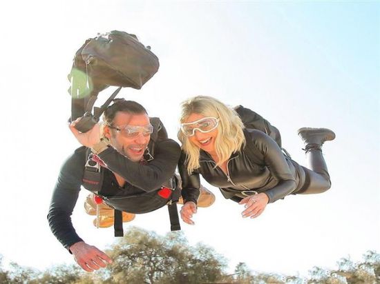 "فرحان بيها".. محمد إمام بصحبة أمينة خليل من كواليس "لص بغداد"