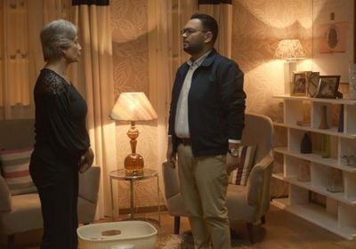 أحمد رزق ينشر صوره من كواليس "بخط الإيد"