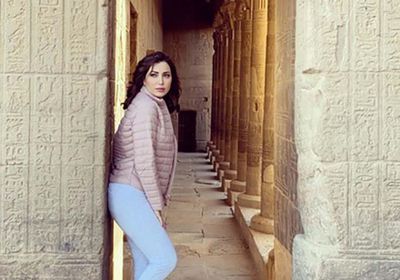 نسرين طافش لجمهورها من معبد فيلة :تعرفوا على جمال أسوان (فيديو وصور)