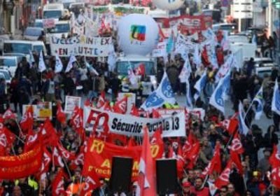 نقابات عمالية فرنسية: قطع الكهرباء ضرورة لإجبار الحكومة على التخلي عن قرارتها
