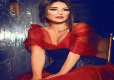 ماجي بوغصن تحتفل بالكريسماس بجلسة تصوير جديدة (صور)