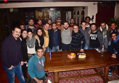 فريق عمل "الأخ الكبير" يحتفل بعيد ميلاد محمود حجازي