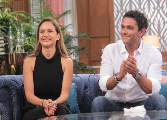 طرح البوستر الأول لمسلسل "النصابين" بطولة نيللي كريم وآسر ياسين