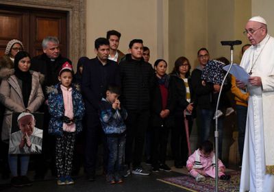 لهذا السبب.. البابا فرنسيس يوجه بإغلاق مخيمات احتجاز للاجئين بليبيا