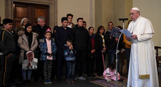 لهذا السبب.. البابا فرنسيس يوجه بإغلاق مخيمات احتجاز للاجئين بليبيا