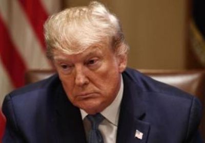 الرئيس الأمريكي يطالب بإجراء محاكمة فورية أمام مجلس الشيوخ